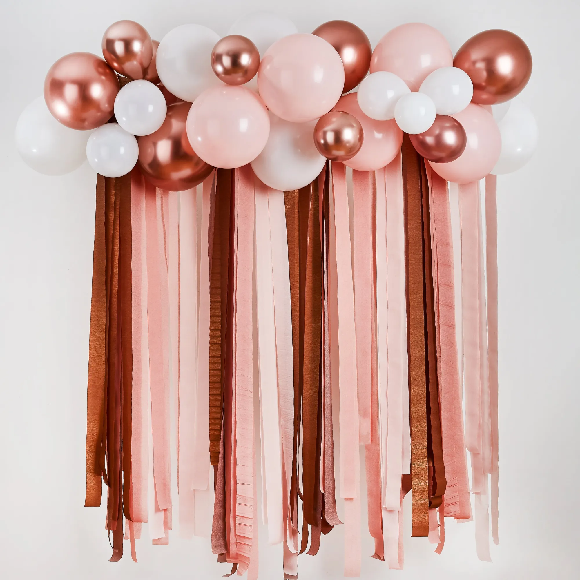Balloons|Birthday*Whistlefish Metallic Balloon & Streamer Backdrop Set